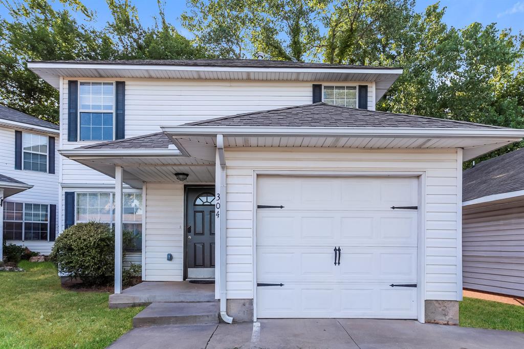 Belmont Dr, Edmond, OK 73034