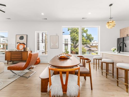 102-2015 N Prairie Ave, Dallas, TX, 75204-7204 | Card Image