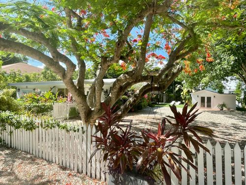 113 Key Heights Dr, Tavernier, FL, 33070-2009 | Card Image
