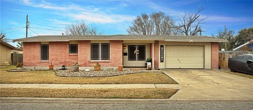 4117 Bradford Dr, Corpus Christi, TX, 78411-3509 | Card Image