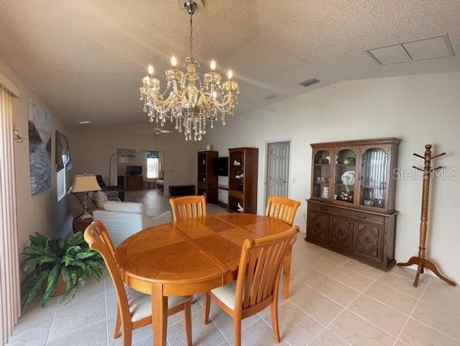 7620 Se 171st Horseshoe Lane, House other with 2 bedrooms, 2 bathrooms and null parking in The Villages FL | Image 9