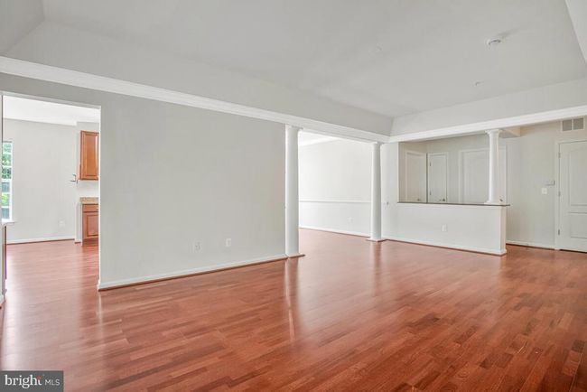 UNIT-206 - 7305 Maplecrest Rd, Condo with 2 bedrooms, 2 bathrooms and null parking in ELKRIDGE MD | Image 8