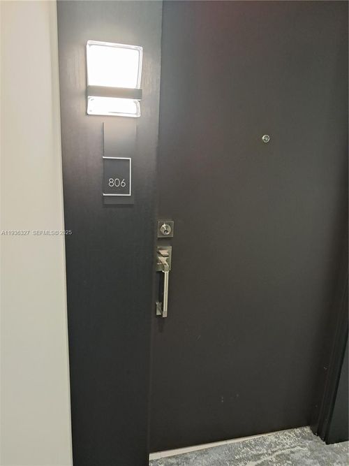 apt-806-19380 Collins Ave, Sunny Isles Beach, FL, 33160-2236 | Card Image