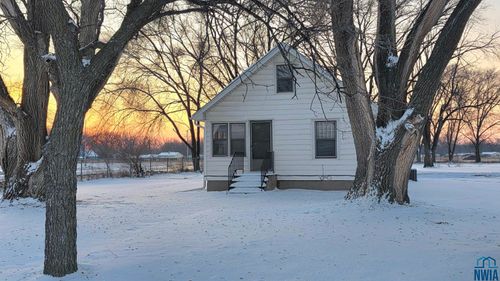 1541 Atokad Dr, South Sioux City, NE, 68776-5423 | Card Image