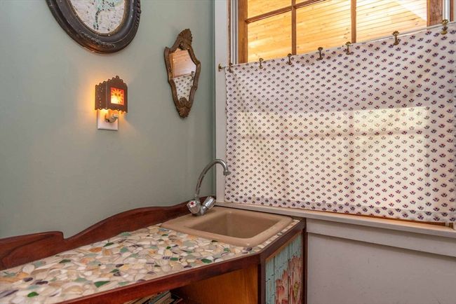 188 Waldrons Bottom Rd, House other with 2 bedrooms, 2 bathrooms and 4 parking in West Tisbury MA | Image 18