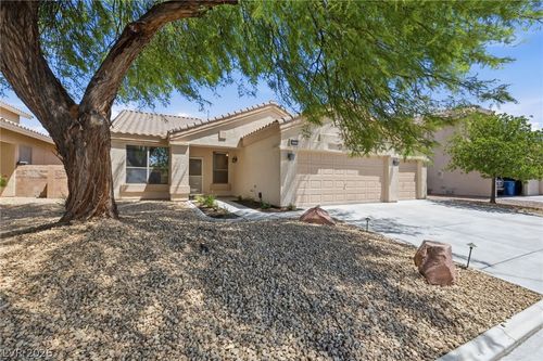 6324 Malachite Bay Ave, Las Vegas, NV, 89130-3711 | Card Image