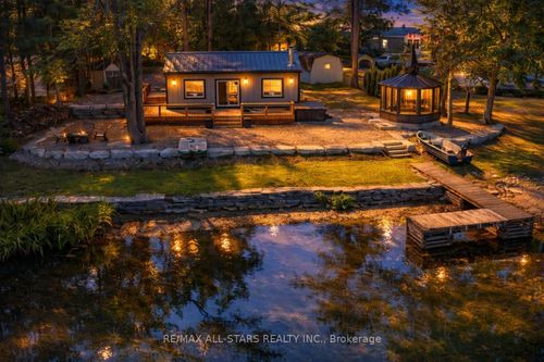 11 Little Bay Dr, Norland, ON, K0M2L0 | Card Image