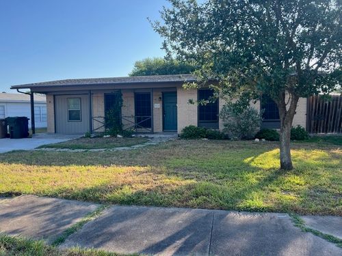 1054 Burr Dr, Corpus Christi, TX, 78412-3519 | Card Image