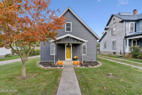 289 E E Center St. Street, West Mansfield, OH, 43358 | Card Image