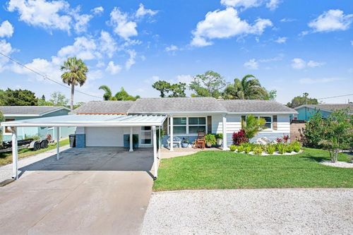 13400 Neptune Dr, HUDSON, FL, 34667-1620 | Card Image