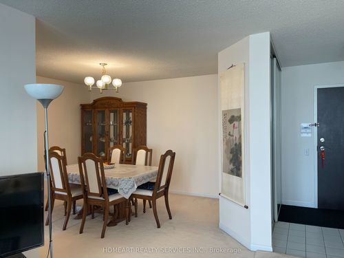 805-110 Promenade Cir, Vaughan, ON, L4J7W8 | Card Image