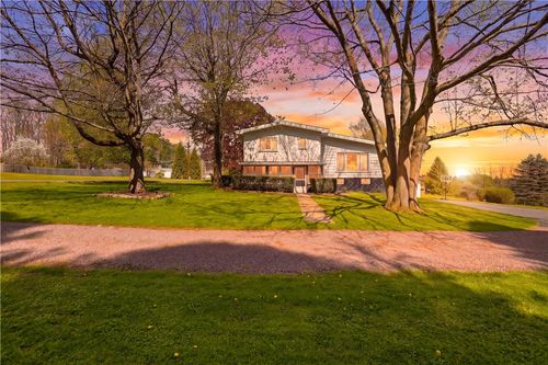 171 Holly Ln, Somerset, PA, 15501-1667 | Card Image