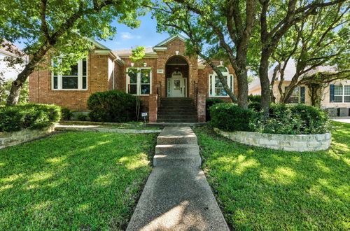 9281 Scenic Bluff Dr, Austin, TX, 78733-6022 | Card Image