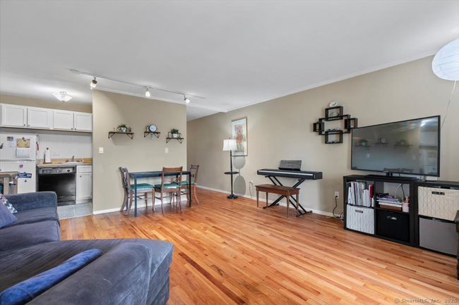 230 - 230 West Walk, Condo with 1 bedrooms, 1 bathrooms and 2 parking in West Haven CT | Image 9