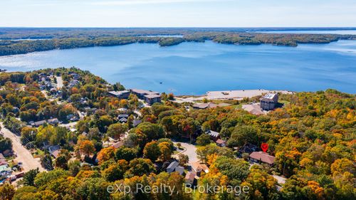 18 Kristen Hts, Parry Sound, ON, P2A2Z6 | Card Image