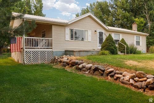319 N 100 E, Aurora, UT, 84620-7600 | Card Image