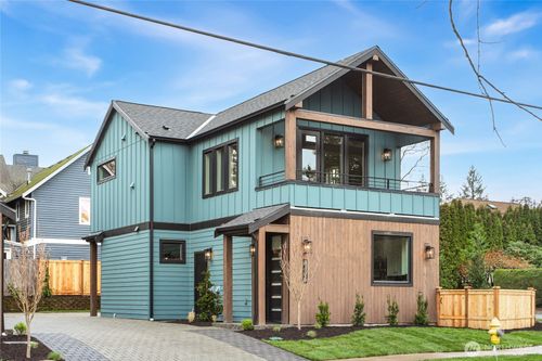 8106 126th Ave Ne, Kirkland, WA, 98033-8056 | Card Image