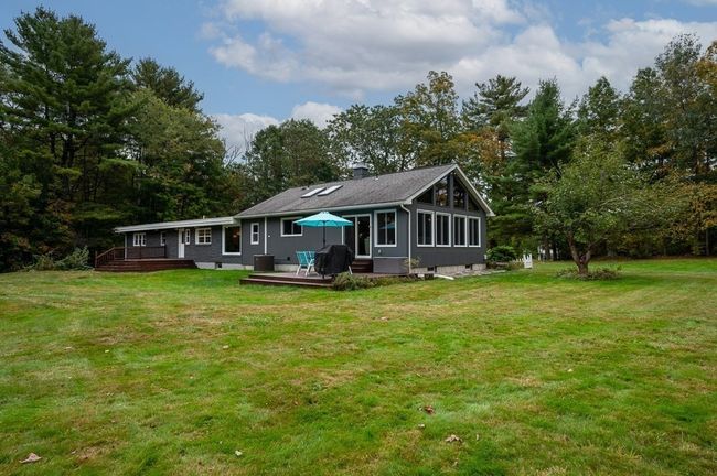 82 Central Tpke, House other with 4 bedrooms, 3 bathrooms and 10 parking in Sutton MA | Image 5