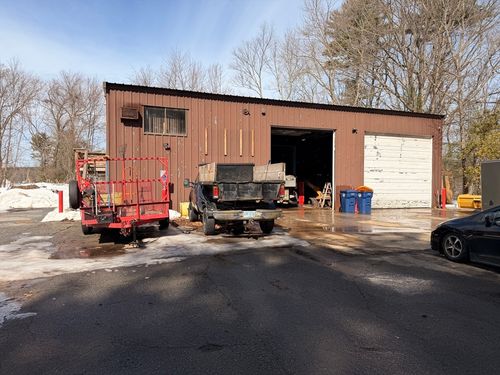 7 Rose Ave, Plaistow, NH, 03865-2735 | Card Image