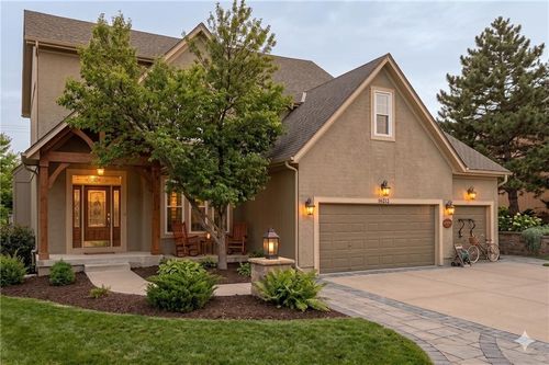 16212 S Bradley Dr, Olathe, KS, 66062-3931 | Card Image