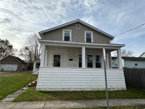 19 Jay St, Phelps, NY, 14532-1063 | Card Image