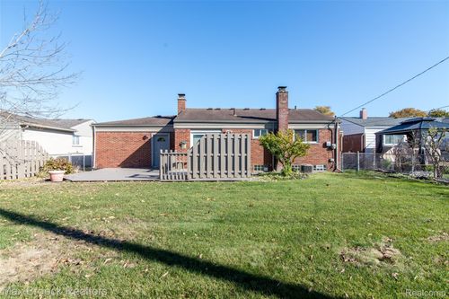 14411 Nola St, Livonia, MI, 48154-5906 | Card Image