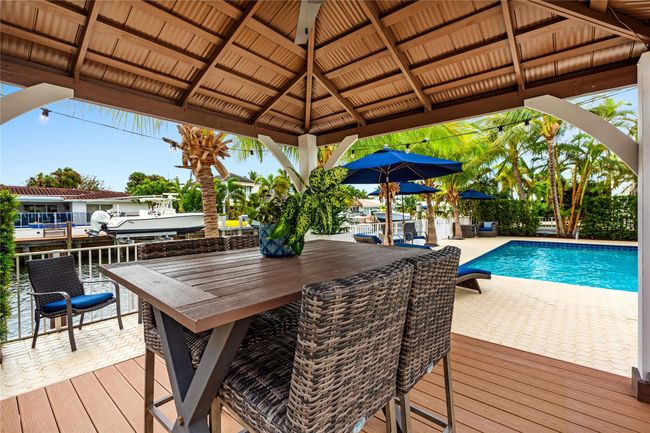 2710 Ne 47 Th St, House other with 3 bedrooms, 2 bathrooms and null parking in Lighthouse Point FL | Image 34