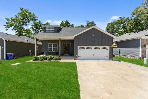 764 Red Maple St, Bowling Green, KY, 42101-7565 | Card Image