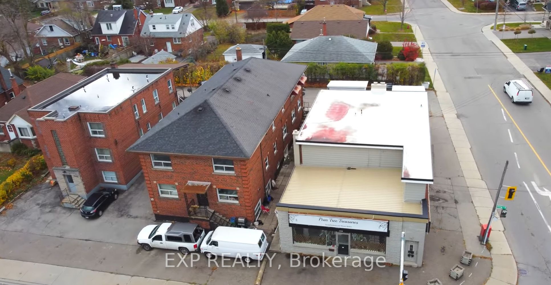 Commercial Sale in Hamilton 2