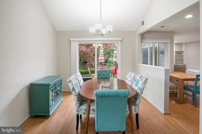 261 E Juniper Ave, House other with 3 bedrooms, 2 bathrooms and null parking in STERLING VA | Image 7