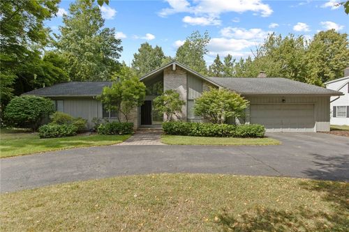 5 Greentree, Pittsford, NY, 14534-1809 | Card Image