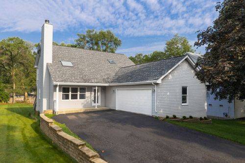 4508 Dorset Ave, Lisle, IL, 60532-1201 | Card Image