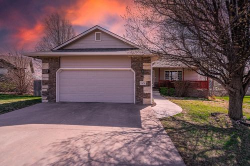 3674 N Forest Ridge, Wichita, KS, 67205 | Card Image