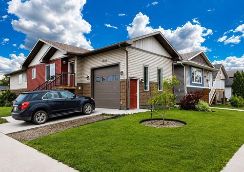 a-10502 102 St, Grande Prairie, AB, T8V2W6 | Card Image