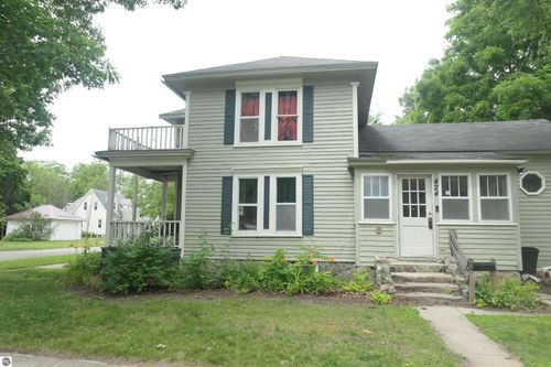 424 S Kinney Ave, Mt. Pleasant, MI, 48858-2709 | Card Image