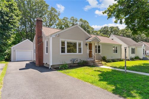 65 Howland Rd, Cranston, RI, 02910-6016 | Card Image
