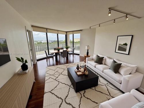 apt-1009-1000 Quayside Ter, Miami, FL, 33138-2218 | Card Image