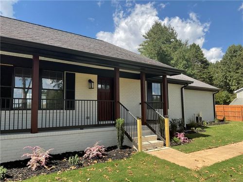 2452 Kilgore Rd, buford, GA, 30519-4437 | Card Image