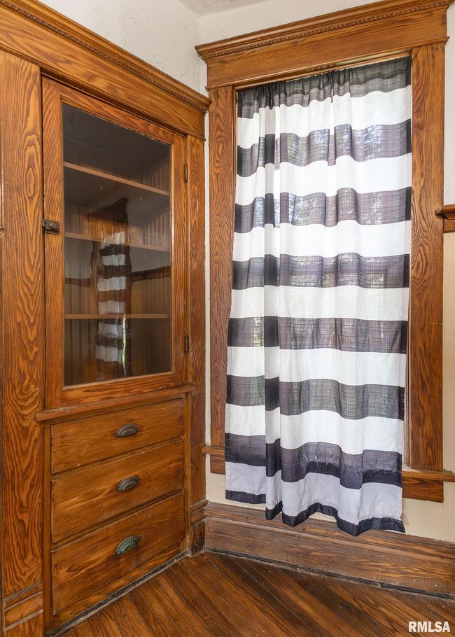 401 W Court St, House other with 4 bedrooms, 2 bathrooms and null parking in Cambridge IL | Image 11