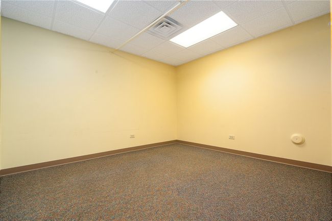 Bonus area, can be separated from other suite area | Image 30