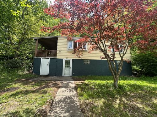 201 Clever Rd, Kennedy Twp, PA, 15136 | Card Image
