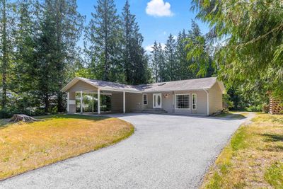 7963 Southwood Rd, House other with 3 bedrooms, 2 bathrooms and 10 parking in Halfmoon Bay BC | Image 2