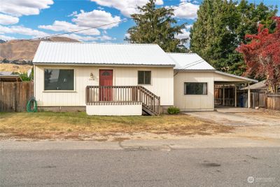 1114 Poplar Avenue, House other with 3 bedrooms, 1 bathrooms and 1 parking in Wenatchee WA | Image 1