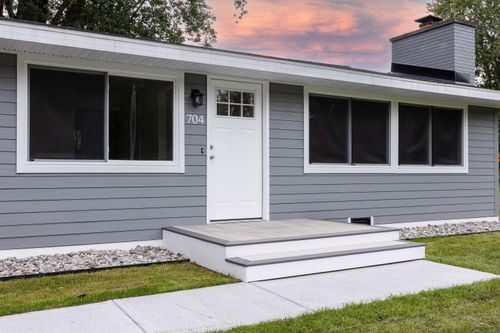 704 Prairie Creek Drive, Midland, MI, 48640 | Card Image