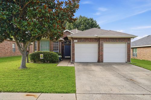 1953 Rustic Creek Dr, Garland, TX, 75040-1229 | Card Image