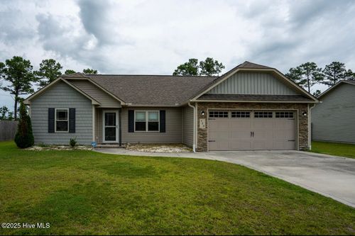 520 Deep Inlet Dr, Sneads Ferry, NC, 28460-1801 | Card Image