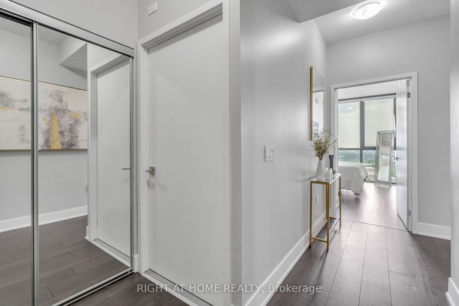 2303 - 2916 Highway 7, Condo with 2 bedrooms, 2 bathrooms and 1 parking in Vaughan ON | Image 6