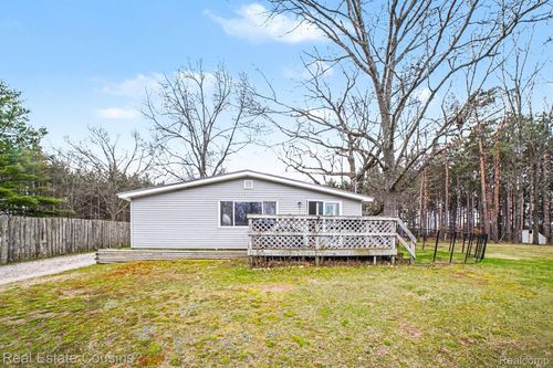 5881 Apple Hill Dr, Lake, MI, 48632-9223 | Card Image