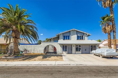 1920 Springview Dr, Las Vegas, NV, 89146-3011 | Card Image