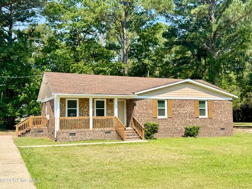1724 Augustus Dr, Rocky Mount, NC, 27801-3017 | Card Image